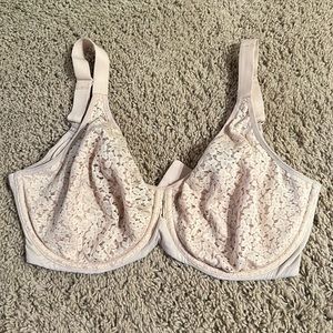 34 DDDD / G bra in nude with no padding. In good condition. Very comfortable.